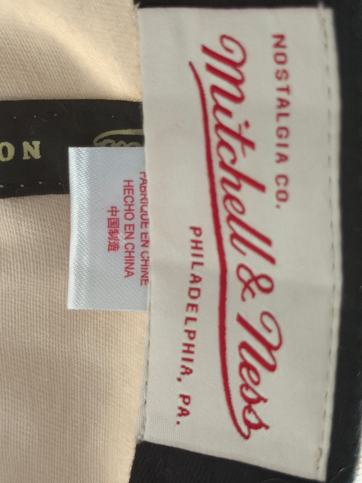 Mitchell & Ness Lakers 1987 1988 Back to Back Champions Deadstock Snapback